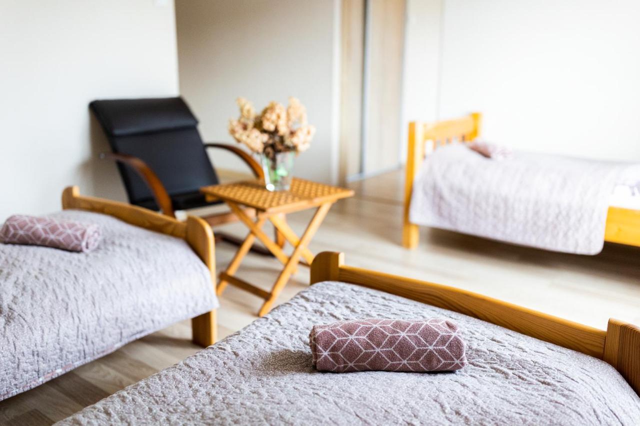 Rodzinny Apartament Folker Wegierska Gorka Extérieur photo