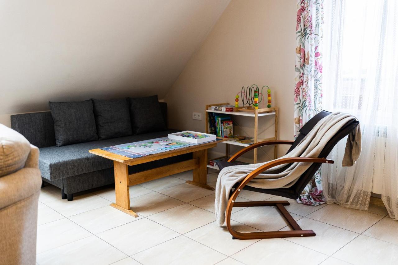 Rodzinny Apartament Folker Wegierska Gorka Extérieur photo
